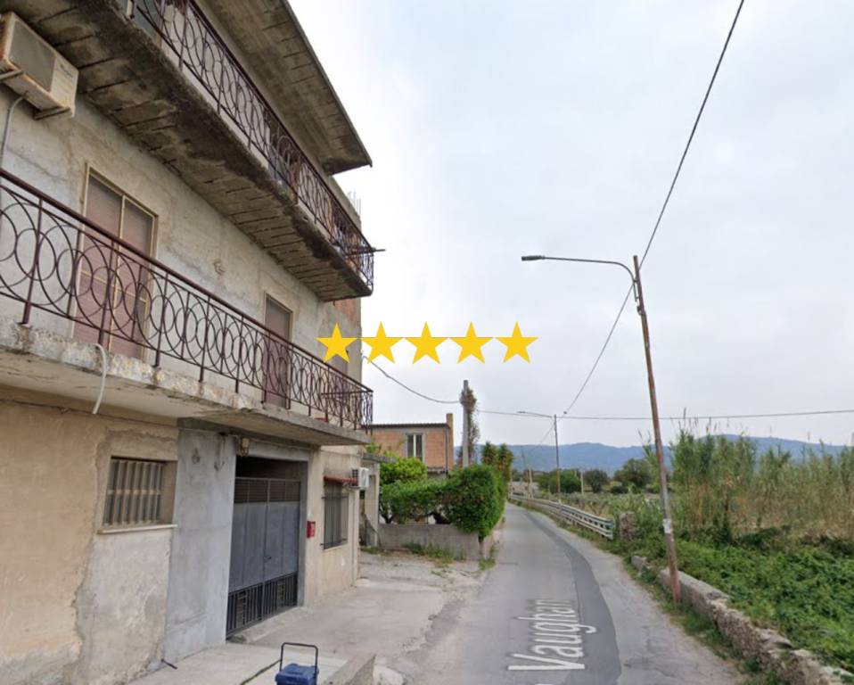 casa indipendente in vendita a Siderno