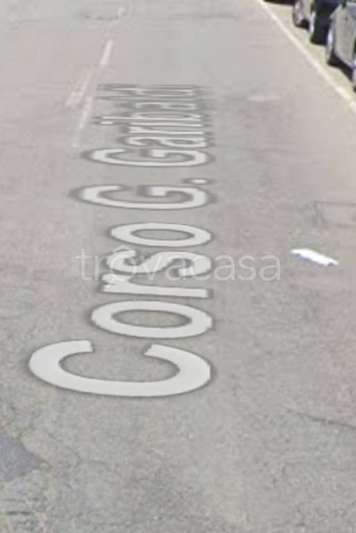 negozio in vendita a Siderno