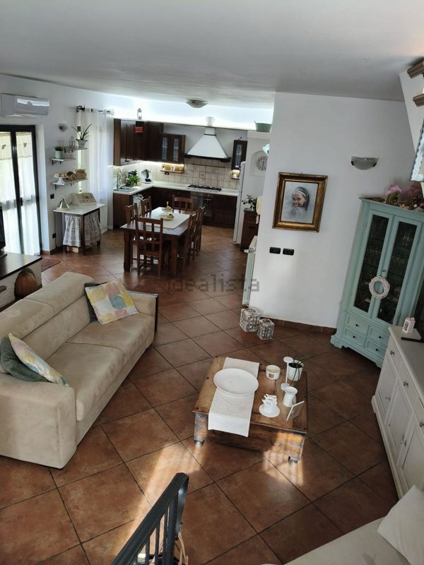 casa indipendente in vendita a Siderno