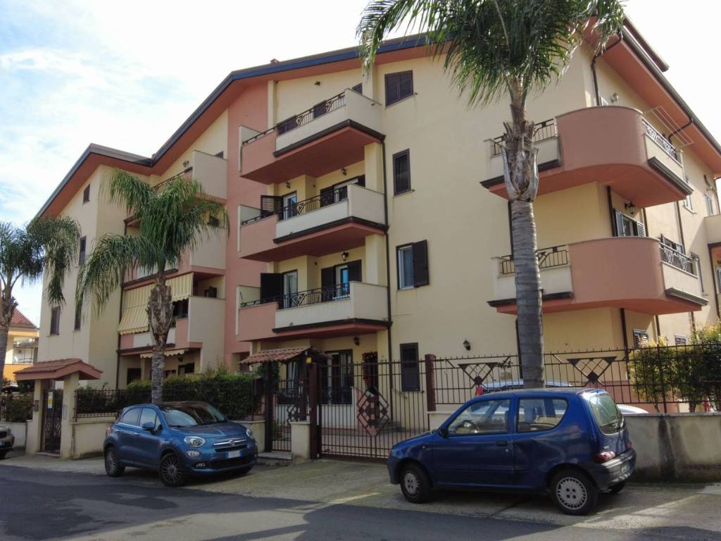 appartamento in vendita a Siderno