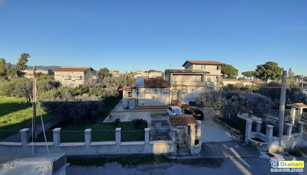casa indipendente in vendita a Siderno