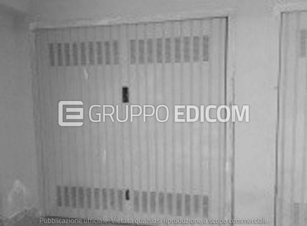 locale commerciale in vendita a Siderno