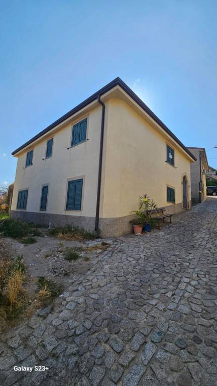 casa indipendente in vendita a Siderno