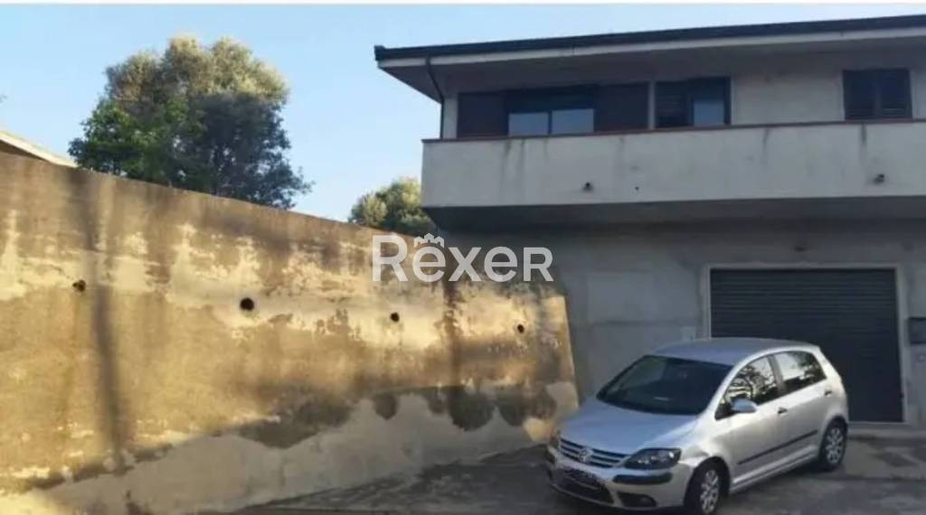 casa indipendente in vendita a Siderno in zona Garino