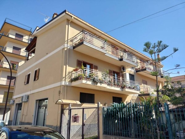 appartamento in vendita a Siderno