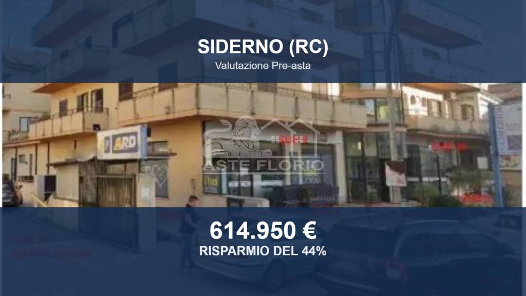 negozio in vendita a Siderno