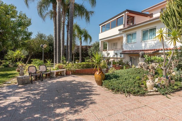 casa indipendente in vendita a Stignano in zona Favaco