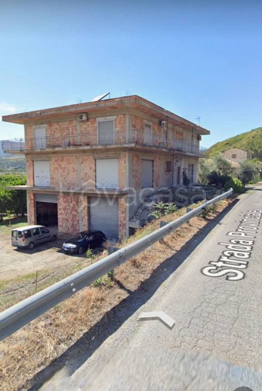 casa indipendente in vendita a Stilo