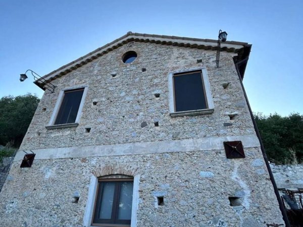 appartamento in vendita a Stilo