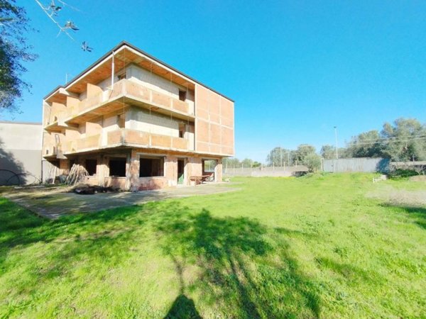 negozio in vendita a Taurianova