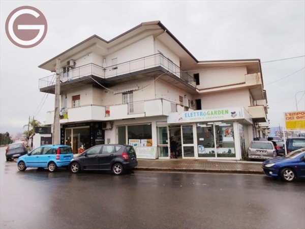 locale commerciale in vendita a Taurianova