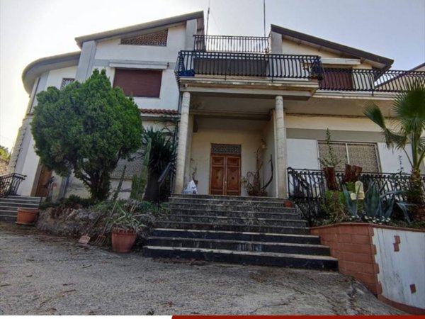 casa indipendente in vendita a Taurianova