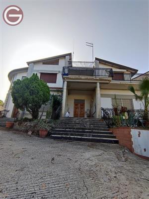 casa indipendente in vendita a Taurianova