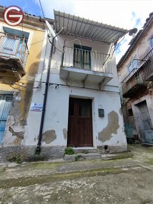 casa indipendente in vendita a Taurianova