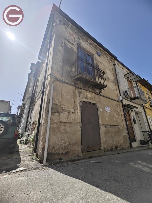casa indipendente in vendita a Taurianova