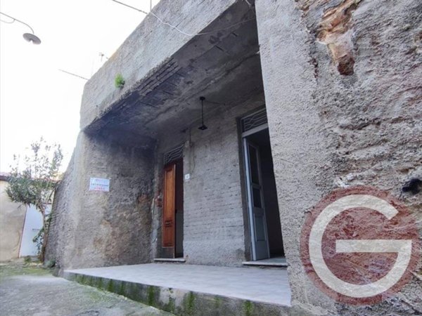 casa indipendente in vendita a Taurianova