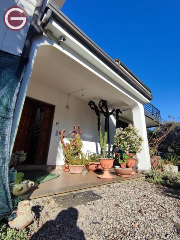 casa indipendente in vendita a Taurianova in zona Pegara
