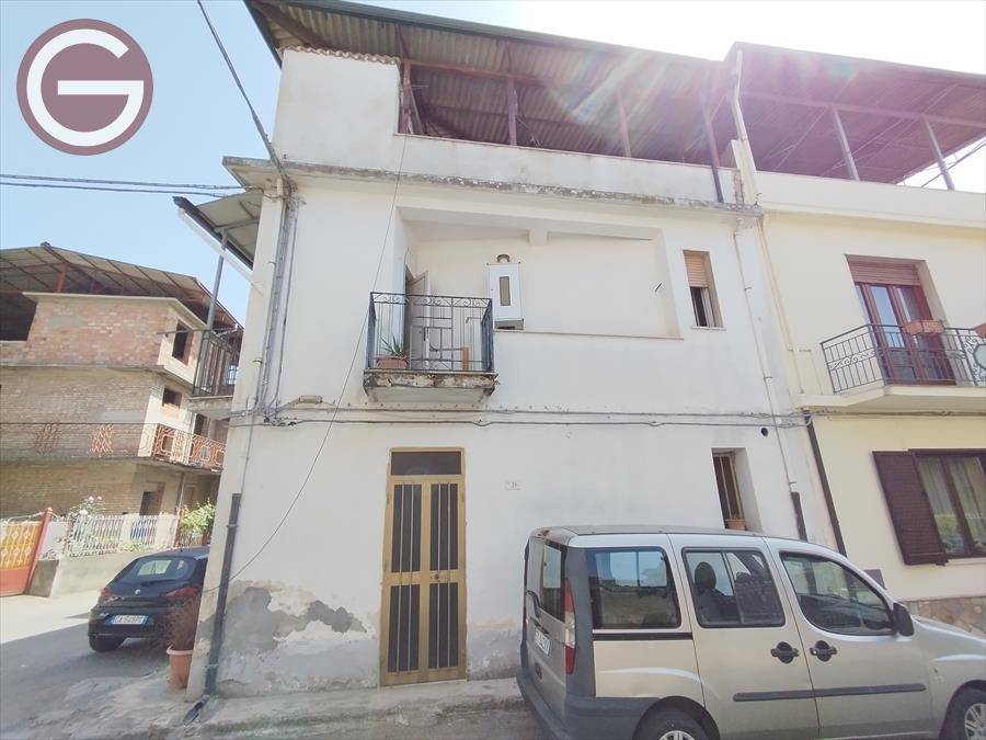 casa indipendente in vendita a Taurianova