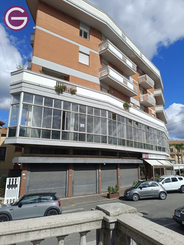 locale commerciale in vendita a Taurianova