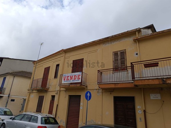 casa semindipendente in vendita a Taurianova