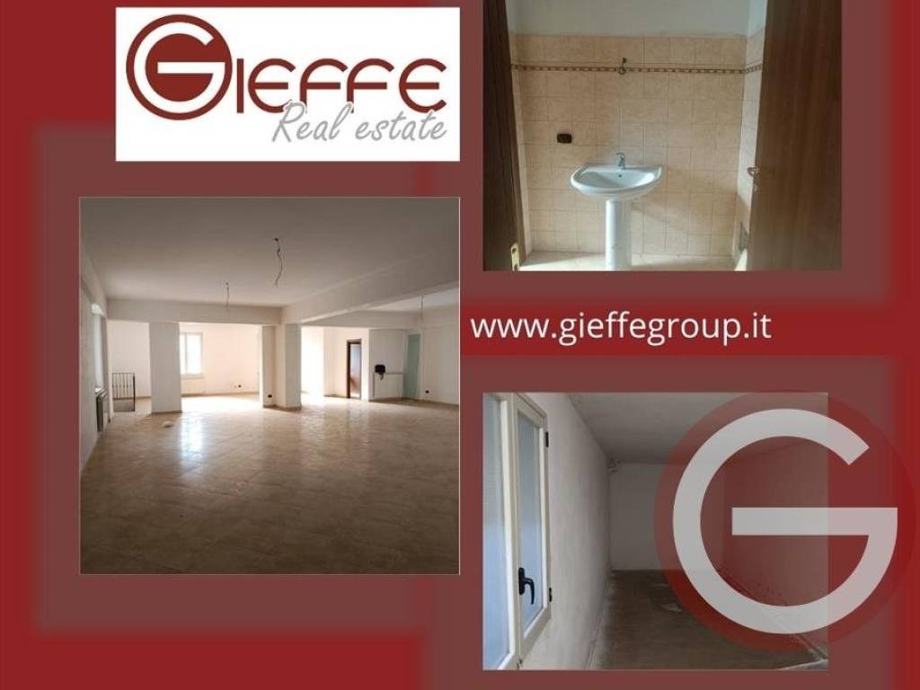 negozio in vendita a Taurianova