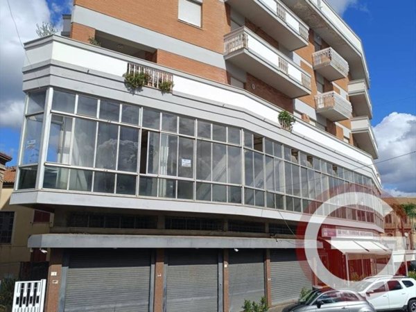 negozio in vendita a Taurianova