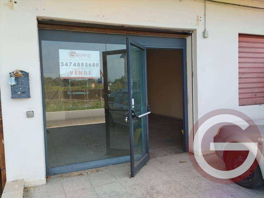 negozio in vendita a Taurianova