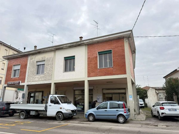 casa indipendente in vendita a Taurianova in zona San Martino