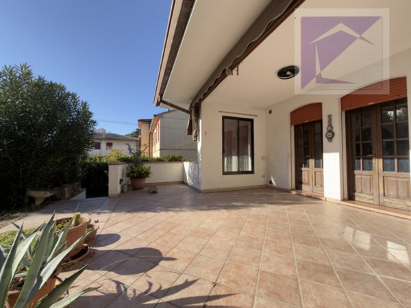 casa indipendente in vendita a Taurianova in zona San Martino