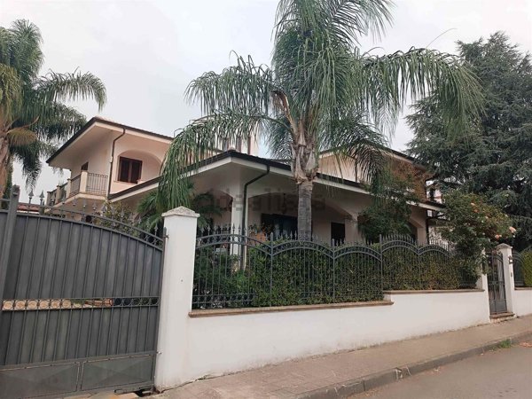 casa indipendente in vendita a Taurianova