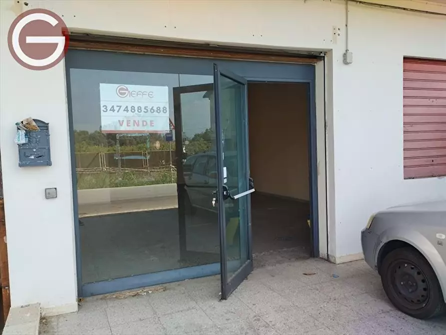 locale commerciale in vendita a Taurianova in zona Amato