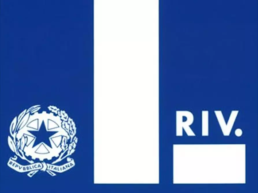 negozio in vendita a Taurianova