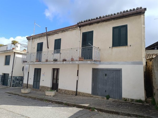 casa indipendente in vendita a Taurianova