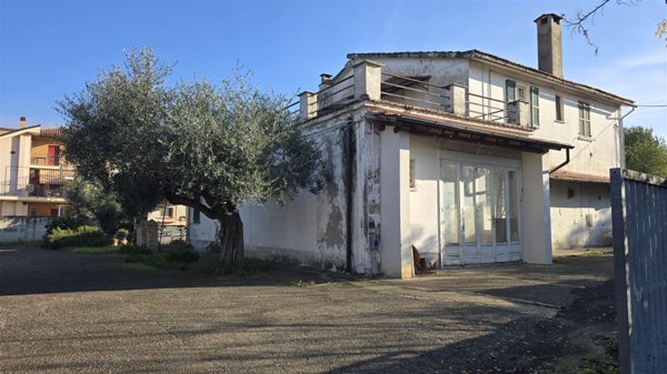 casa indipendente in vendita a Taurianova in zona San Martino
