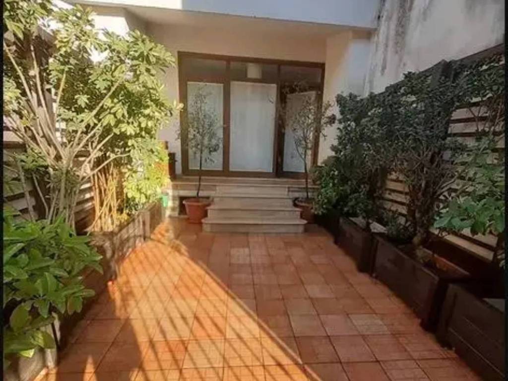 appartamento in vendita a Varapodio