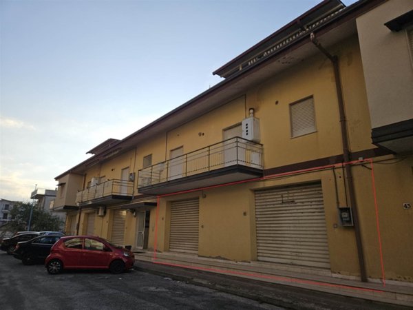 quadrivano in vendita a Varapodio