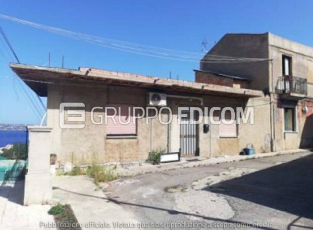 casa indipendente in vendita a Villa San Giovanni in zona Cannitello