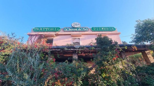 casa indipendente in vendita a Villa San Giovanni in zona Piale