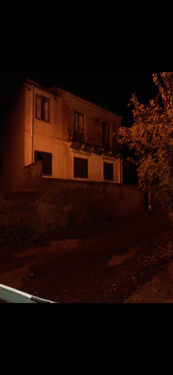 casa indipendente in vendita a Villa San Giovanni