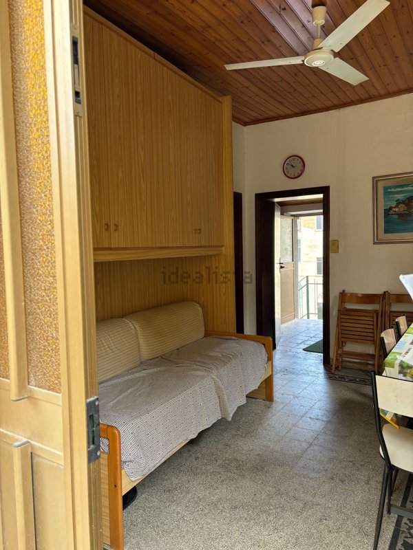 casa indipendente in vendita a Villa San Giovanni in zona Cannitello