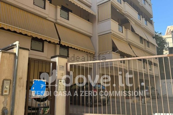 casa indipendente in vendita a Villa San Giovanni