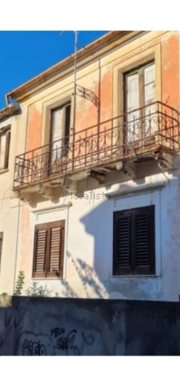 casa indipendente in vendita a Villa San Giovanni