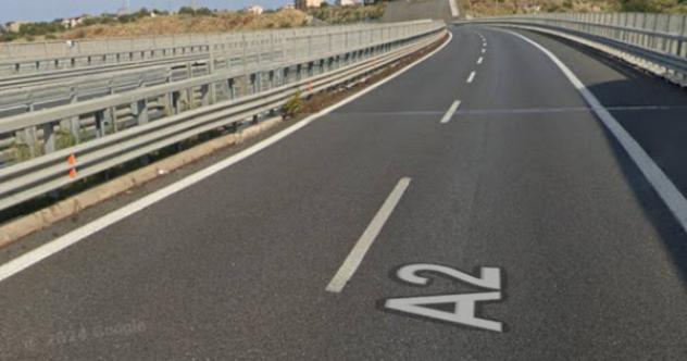 casa indipendente in vendita a Villa San Giovanni