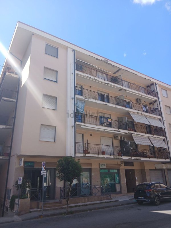 casa indipendente in vendita a Villa San Giovanni
