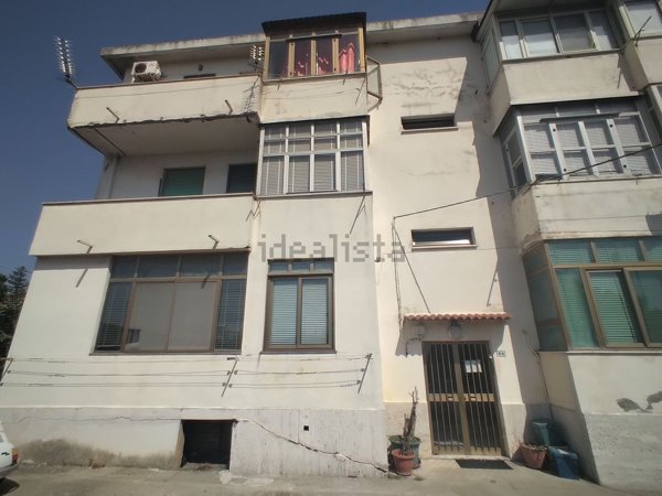 appartamento in vendita a Villa San Giovanni in zona Acciarello