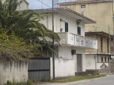 ufficio in vendita a San Ferdinando