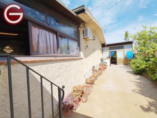 casa indipendente in vendita a San Ferdinando