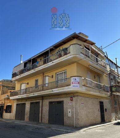casa indipendente in vendita a San Ferdinando
