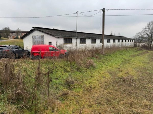 locale di sgombero in vendita a Baldichieri d'Asti