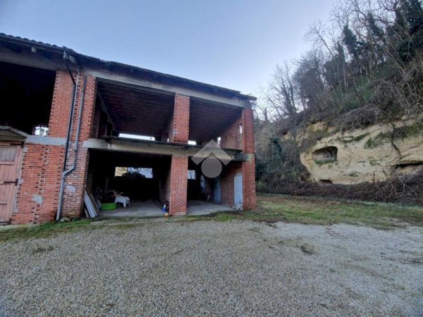 casa semindipendente in vendita a Baldichieri d'Asti